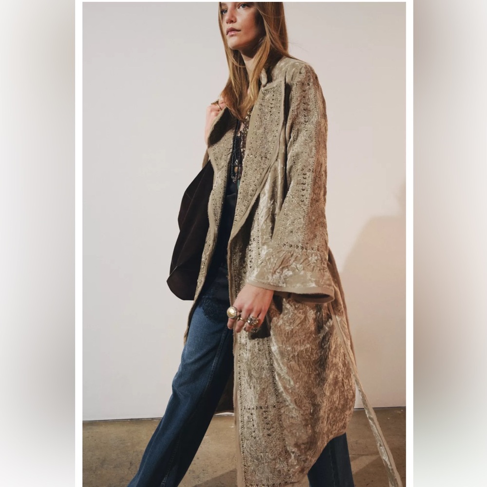 Zara Velvet Limited Edition Kimono